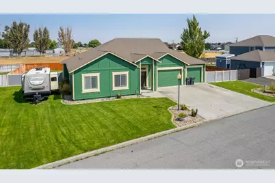 121 Scenic Drive NE, Moses Lake, WA 98837 - Photo 4