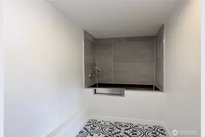 7008 Linden Avenue N, Seattle, WA 98103 - Photo 38