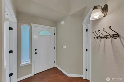 5003 Madison Heights Court SE, Olympia, WA 98501 - Photo 2