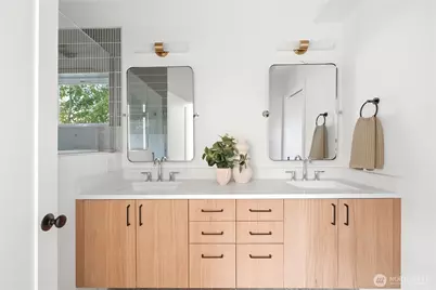 5301 49th Avenue SW, Seattle, WA 98136 - Photo 20