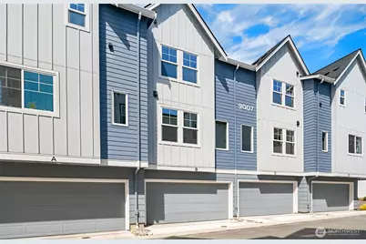 9007 NE 203rd Lane #B, Bothell, WA 98011 - Photo 2