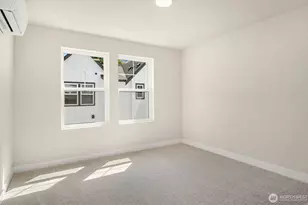 9007 NE 203rd Ln, Bothell, WA 98011 - Photo 18