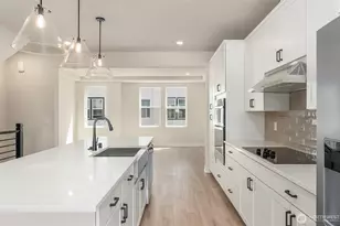 9007 NE 203rd Ln, Bothell, WA 98011 - Photo 10