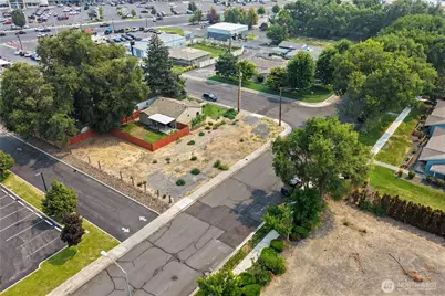 402 E Walnut Avenue, Moses Lake, WA 98837 - Photo 20