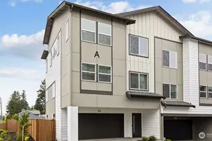 15215 35th Ave W, Lynnwood, WA 98087 - Photo 1