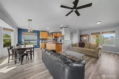 909 W Windrose Drive, Moses Lake, WA 98837 - Photo 4