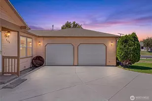 909 W Windrose Dr, Moses Lake, WA 98837 - Photo 2