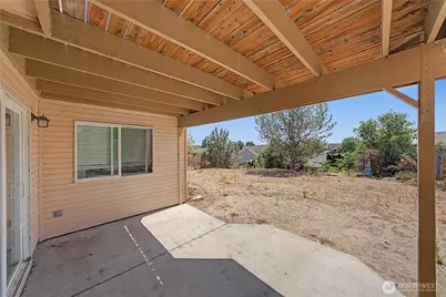 909 W Windrose Drive, Moses Lake, WA 98837 - Photo 32
