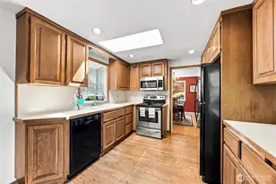 1542 NW 100th St, Seattle, WA 98177 - Photo 6