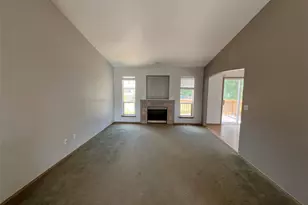 19528 71st Ave E, Spanaway, WA 98387 - Photo 2
