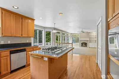 16580 SE 58th Place, Bellevue, WA 98006 - Photo 6