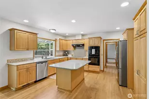 15816 84th Ave NE, Kenmore, WA 98028 - Photo 6