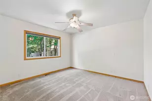 15816 84th Ave NE, Kenmore, WA 98028 - Photo 14