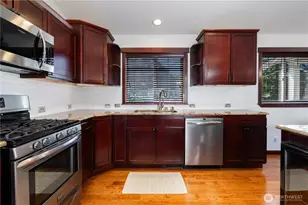 2303 N Bluff Rd, Greenbank, WA 98253 - Photo 12