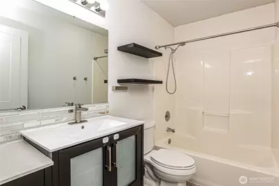11325 19th Avenue SE #B304, Everett, WA 98208 - Photo 8