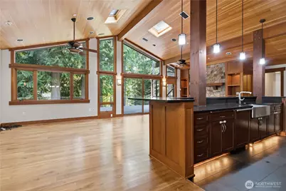 3303 142nd Place NE, Bellevue, WA 98007 - Photo 4