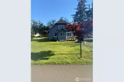 915 Thomas Street, Aberdeen, WA 98520 - Photo 2