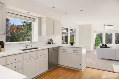 1514 125th Avenue SE, Bellevue, WA 98005 - Photo 10