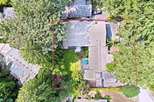 11633 NE 92nd St, Kirkland, WA 98033 - Photo 2