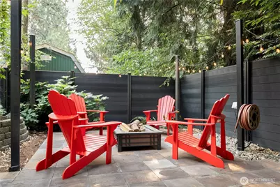 11633 NE 92nd St, Kirkland, WA 98033 - Photo 16