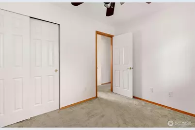 594 SW Regency Drive, Oak Harbor, WA 98277 - Photo 28
