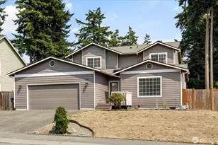 594 SW Regency Dr, Oak Harbor, WA 98277 - Photo 1