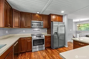 10429 34th Dr SE, Everett, WA 98208 - Photo 4