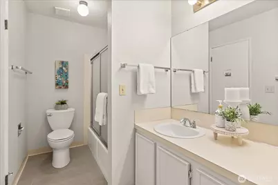 9916 NE 116th Street #202, Kirkland, WA 98034 - Photo 16