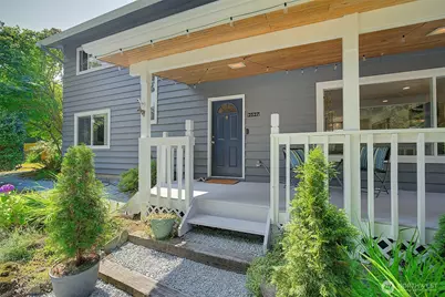 2527 200th Avenue SE, Sammamish, WA 98075 - Photo 2