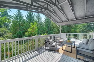 2527 200th Ave SE, Sammamish, WA 98075 - Photo 18