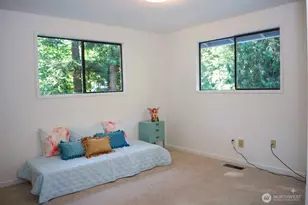 18016 S Tapps Dr E, Lake Tapps, WA 98391 - Photo 10
