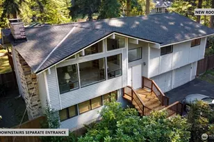 18016 S Tapps Dr E, Lake Tapps, WA 98391 - Photo 2