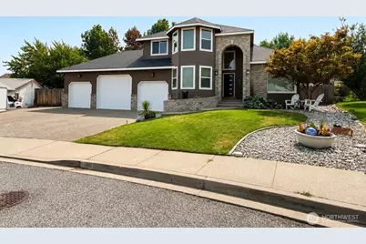 506 Cedar Wood Place, Wenatchee, WA 98801 - Photo 2