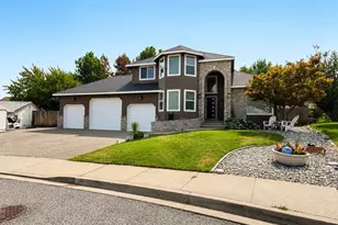 506 Cedar Wood Pl, Wenatchee, WA 98801 - Photo 2
