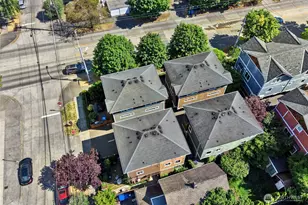 4516 Dayton Ave N, Seattle, WA 98103 - Photo 20