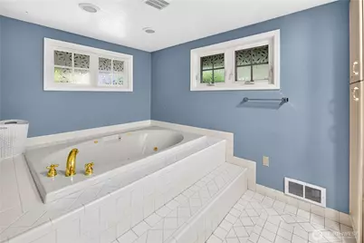 16130 SE 47th Place, Bellevue, WA 98006 - Photo 18