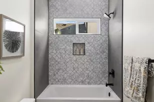 929 N 87th St, Seattle, WA 98103 - Photo 26