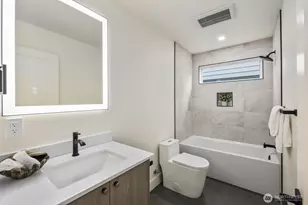 931 N 87th St, Seattle, WA 98103 - Photo 6