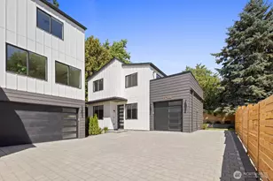 11744 Dayton Ave N, Seattle, WA 98133 - Photo 24