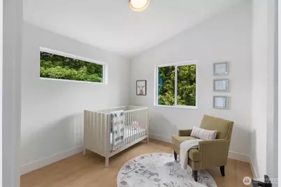 11748 Dayton Avenue N, Seattle, WA 98133 - Photo 30