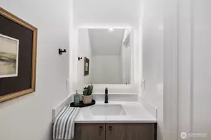 11746 Dayton Ave N, Seattle, WA 98133 - Photo 18