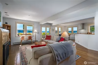 9551 NE South Beach Drive #1A, Bainbridge Island, WA 98110 - Photo 10