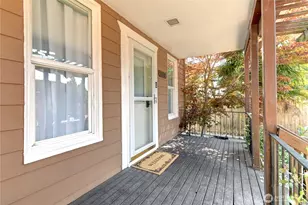2327 Harrison Ave, Everett, WA 98201 - Photo 2
