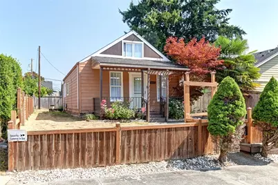2327 Harrison Avenue, Everett, WA 98201 - Photo 1