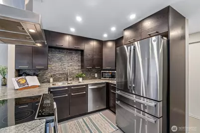 1120 8th Avenue #904, Seattle, WA 98101 - Photo 12