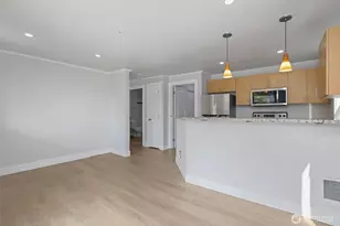 626 4th Ave W, Seattle, WA 98119 - Photo 18