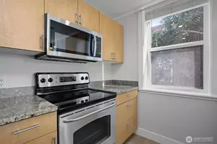 626 4th Ave W, Seattle, WA 98119 - Photo 22