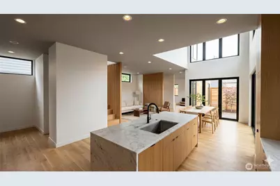 3820 NE 62nd Street, Seattle, WA 98115 - Photo 4