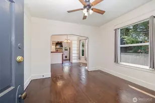 4406 6th Ave NW, Seattle, WA 98107 - Photo 2