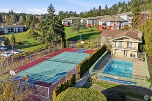 23007 Lakeview Dr, Mountlake Terrace, WA 98043 - Photo 20